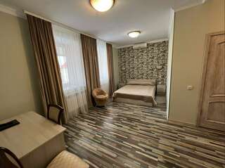 Гостиница Колыба Тверь Улучшенный семейный номер-1