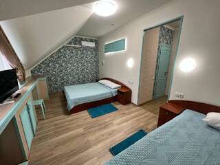 Гостиница Колыба Тверь Семейный номер с душем-2