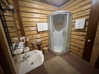 Гостиница Колыба Тверь Двуместный номер в деревянном коттедже с cауной-6