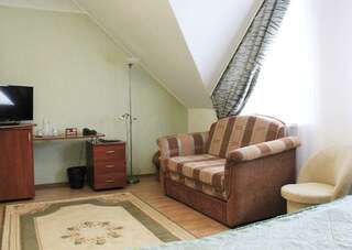 Гостиница Колыба Тверь Номер стандарт с 1 двуспальной кроватью (мансарда)-7